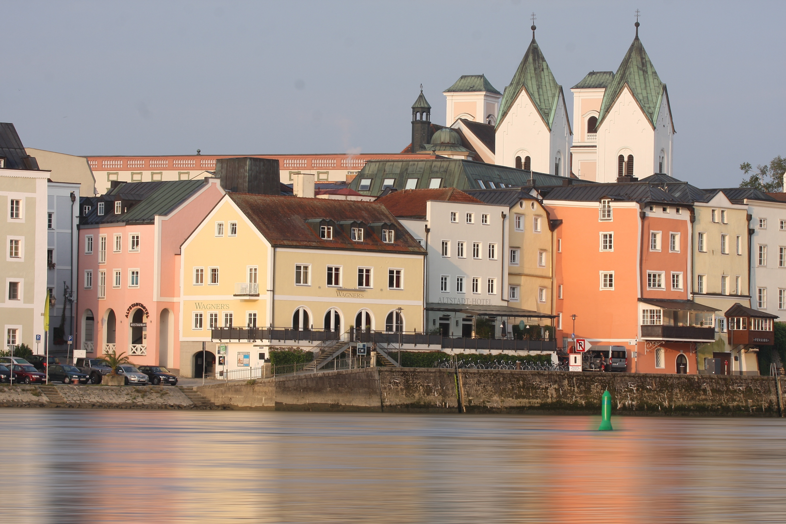 ahp-aussenansicht-donau.jpg